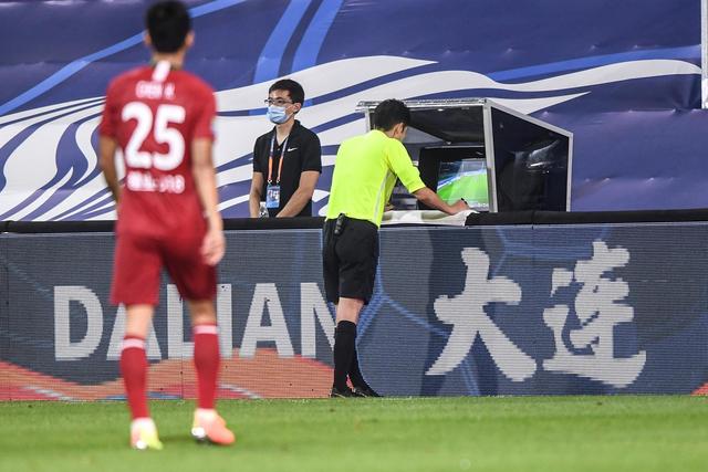 中国男篮险胜FMP，峥麟首秀浩然未登场，崔永熙7中1，姜伟泽4中0